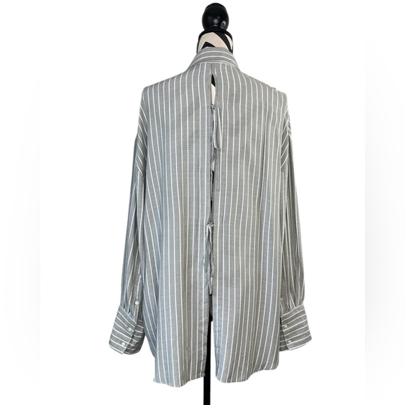 American Eagle Sz L Long-Sleeve Tie Back Striped Olive Button-Up Shirt - Picture 2 of 10